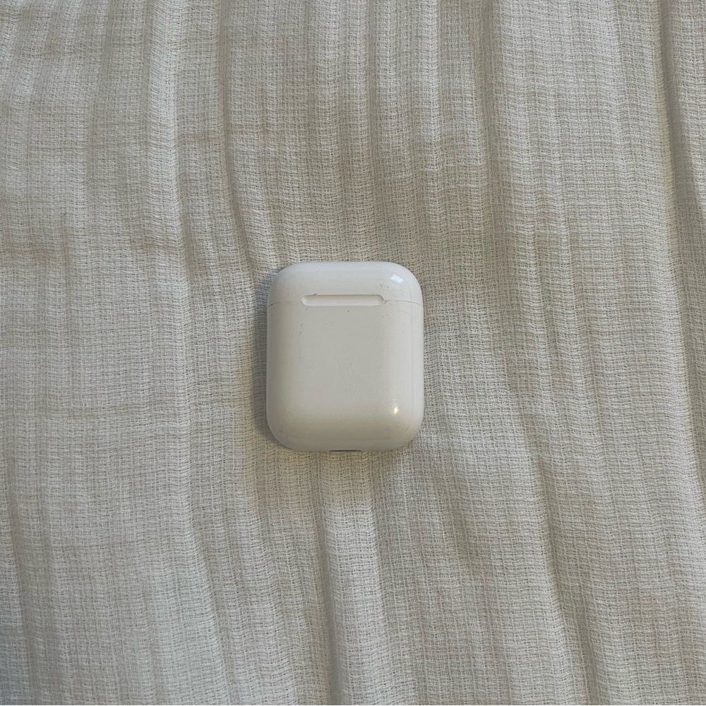 Apple White AirPods